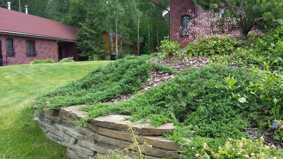 Сад  на холмах