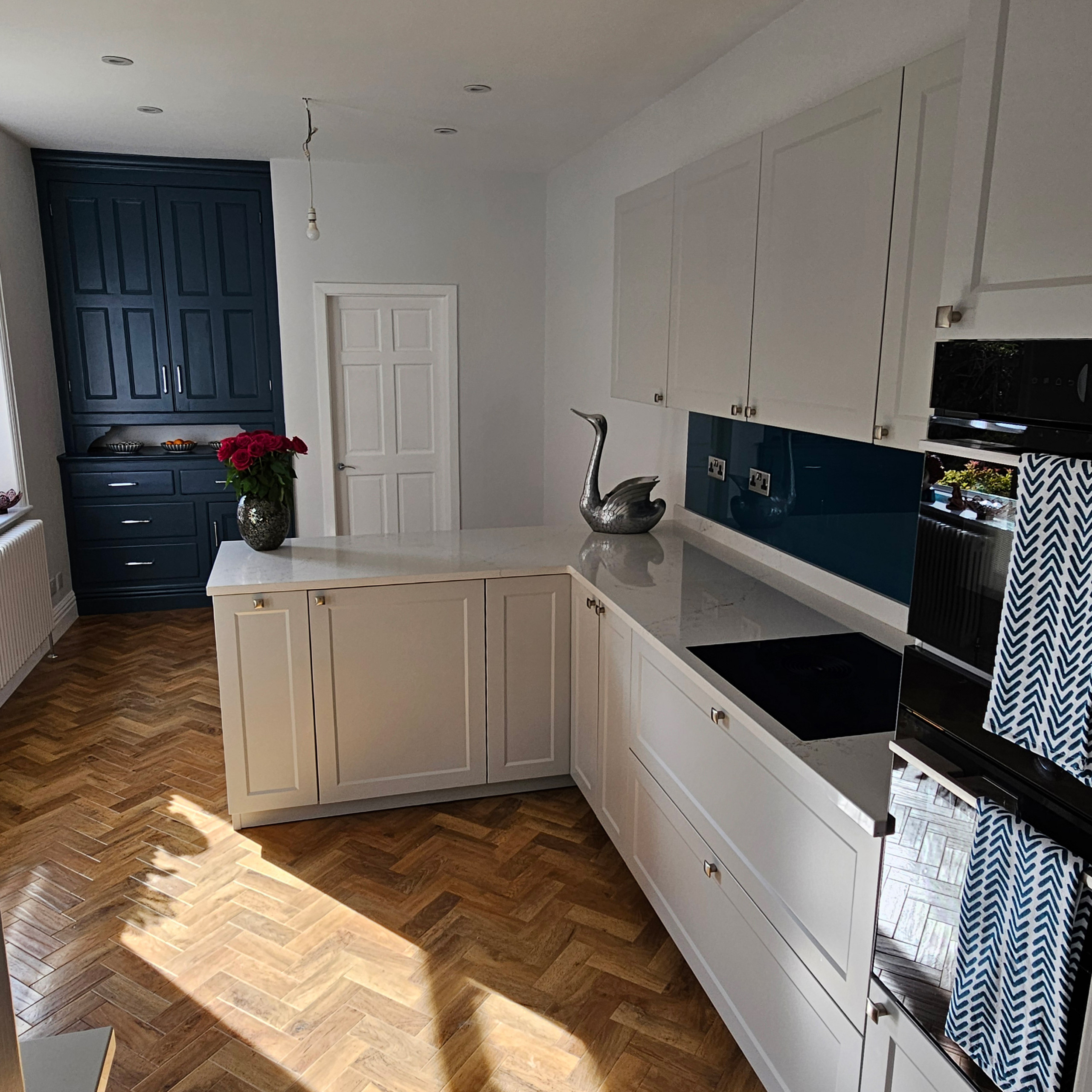 Orleans Mist Keller Kitchen with Cliveden Utopia Quartz Worktops