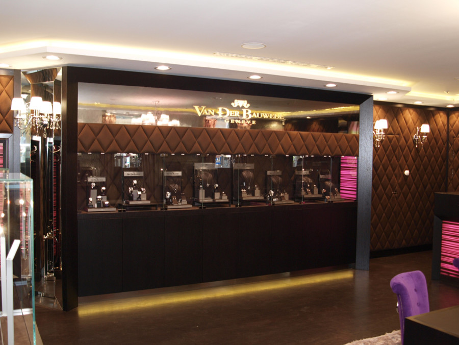 Бутик Van Der Bauwede