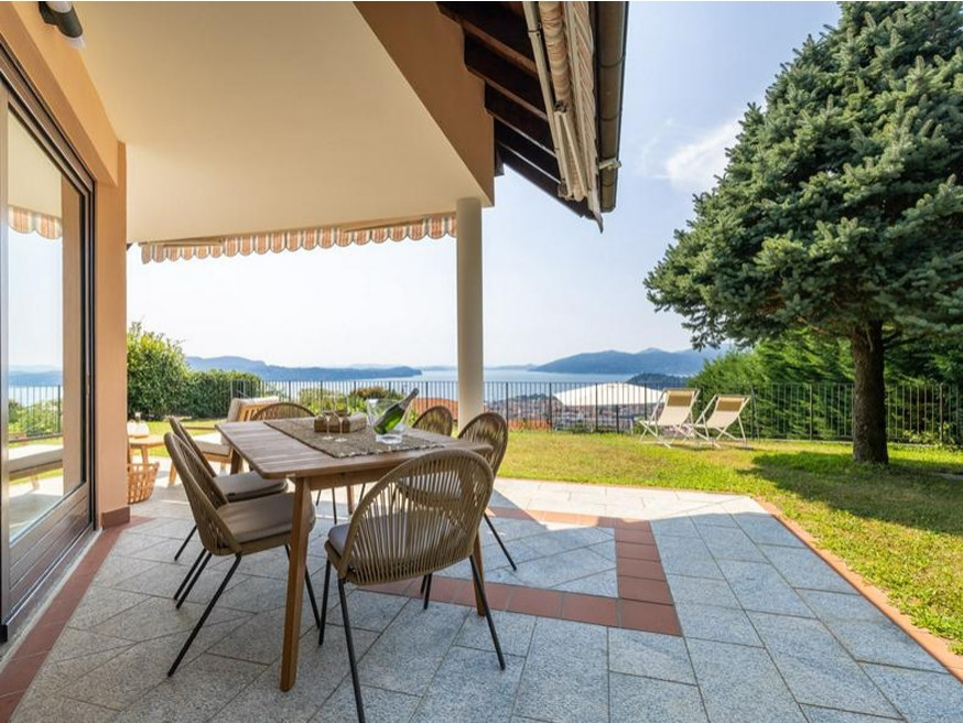 Casa sul lago Maggiore | 300 MQ
