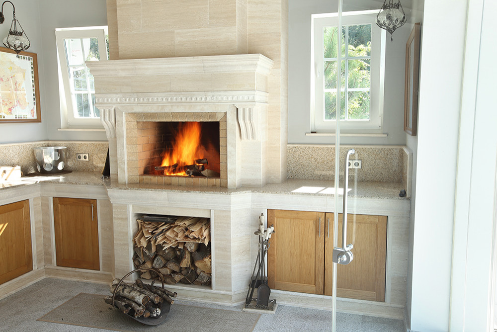 Ангелово. Беседка с Барбекю и Камином.