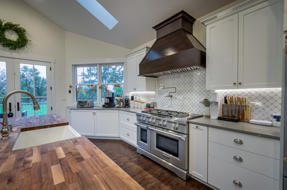 Modern Farmhouse Homestead