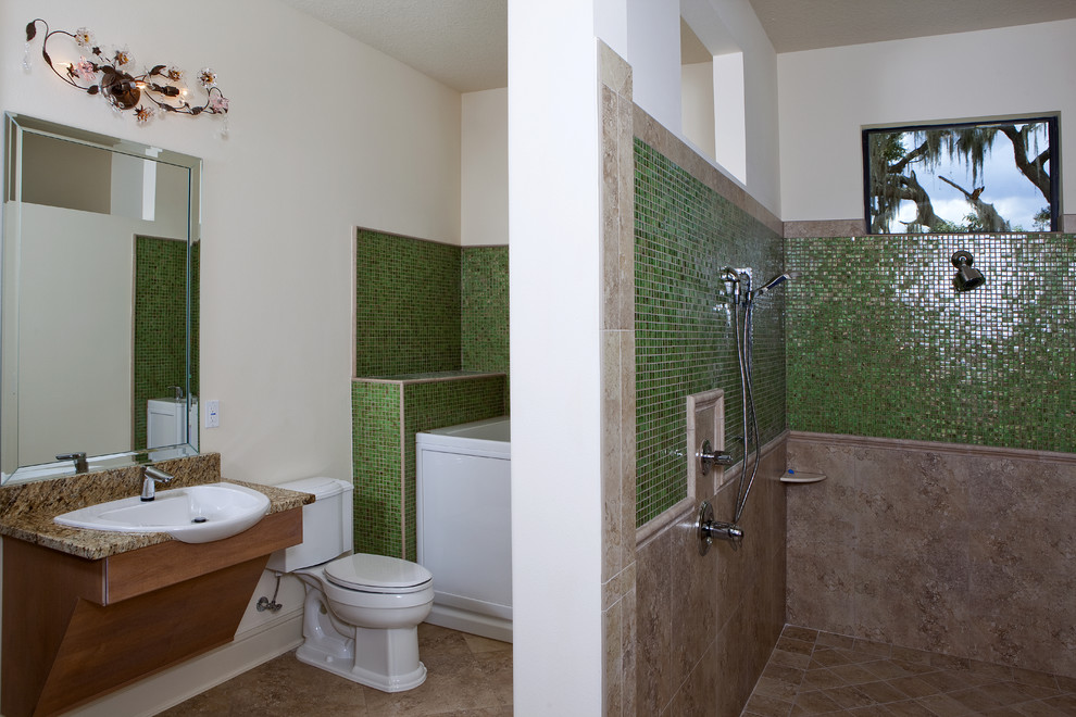 Design ideas for a contemporary bathroom in Tampa.
