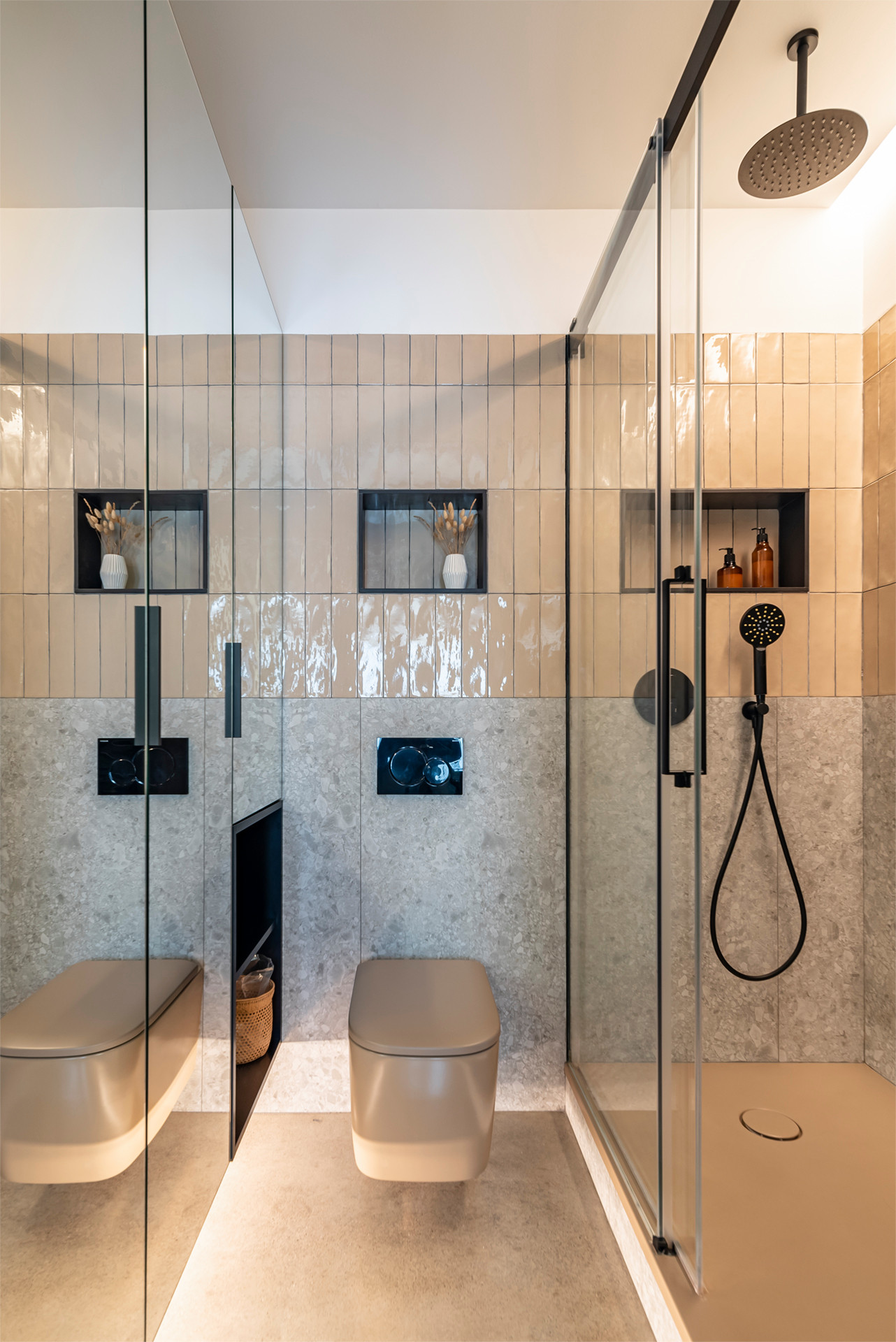 Baños con puertas de vidrio templado – Ideas para decorar diseños  residenciales