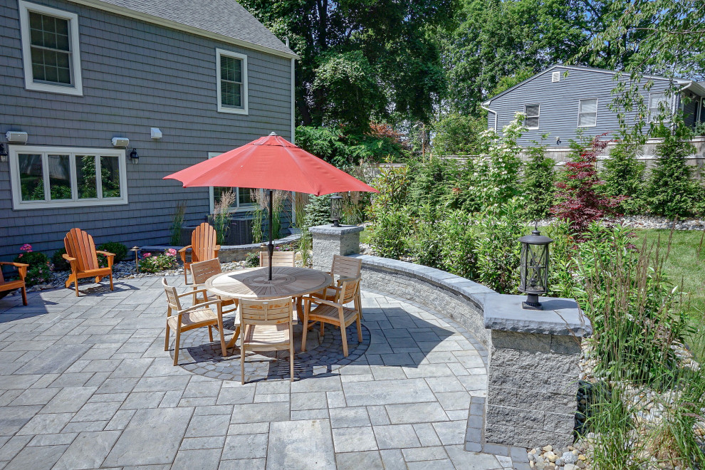 Middletown, NJ: Private Outdoor Patio with Pavilion