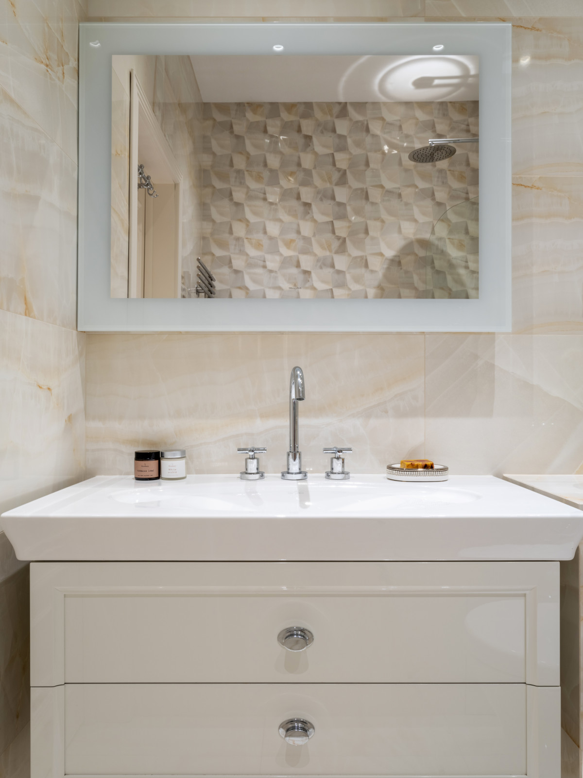 Роскошная квартира с видом на реку (реализация)