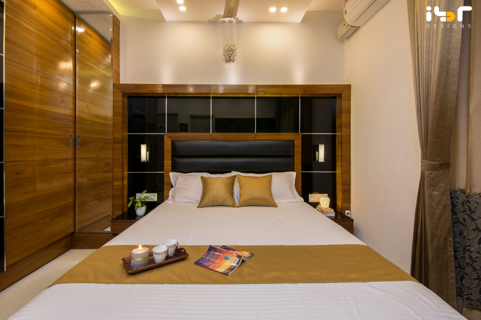 バンガロールにあるアジアンスタイルのおしゃれな寝室のレイアウト