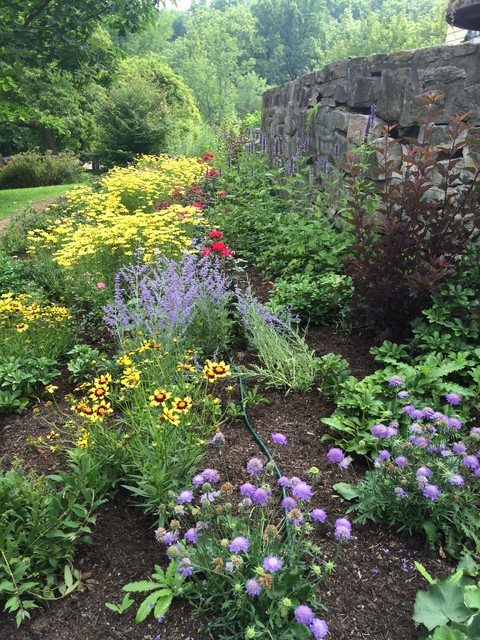 Our Work american-traditional-garden