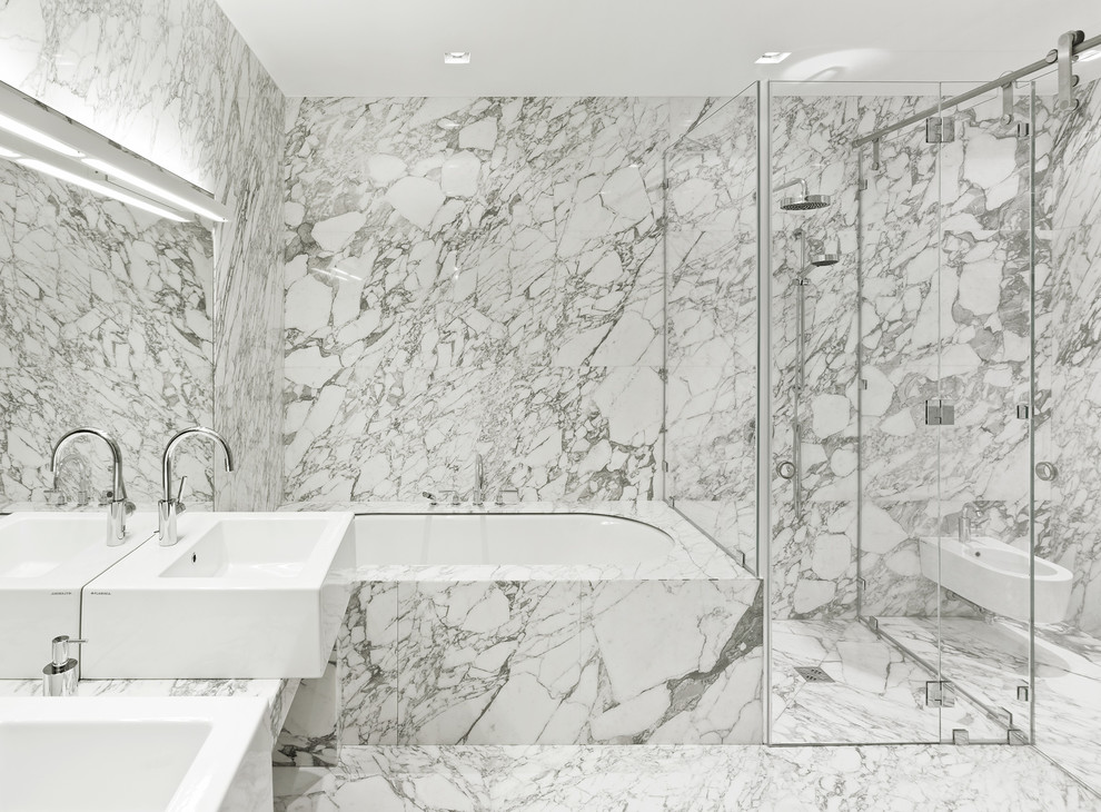 Квартира коллекционера в Crystal House