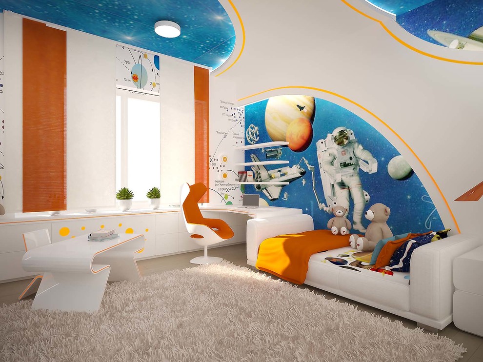 Жилой дом с бассейном 1400 кв.м.