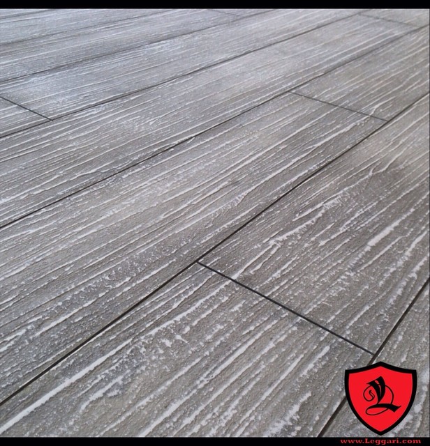 Leggari famous woodgrain concrete overlay.
