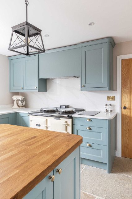 Sand traditional-kitchen