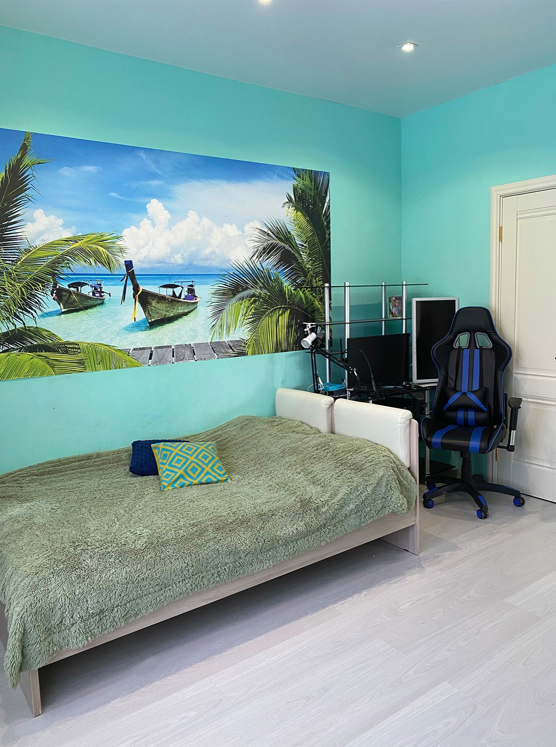 Реализация ( Фото)