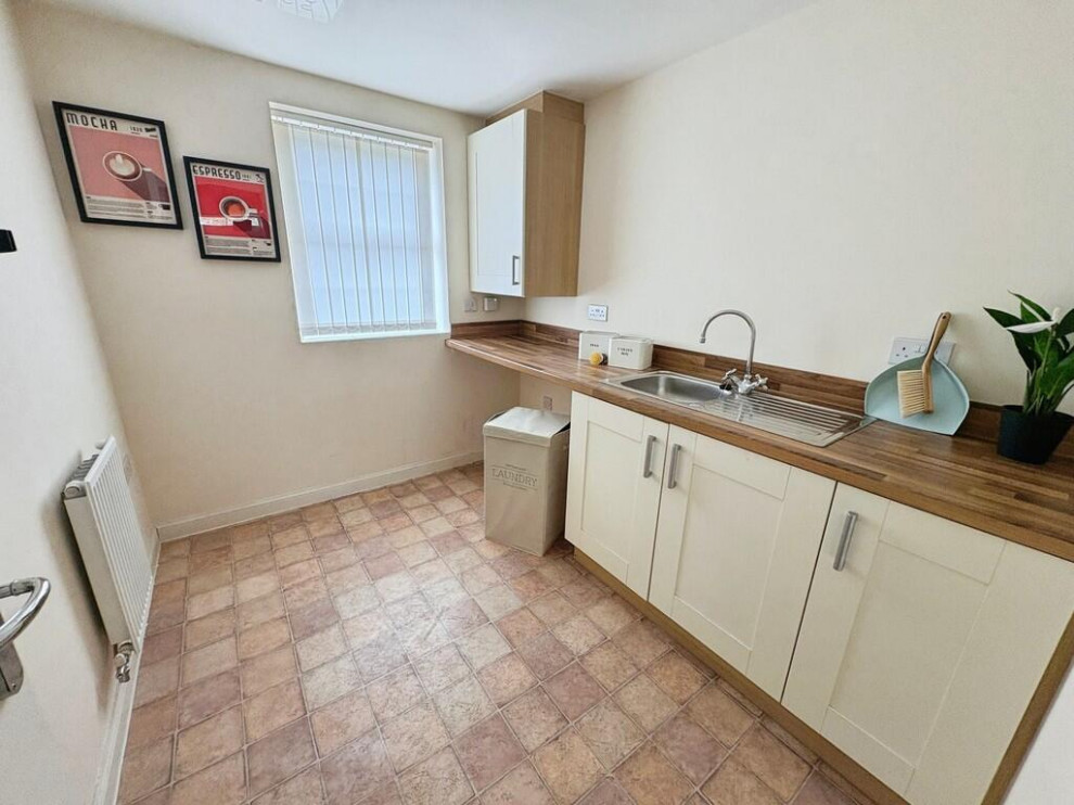 River View - Stage to Sell