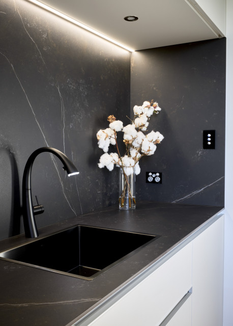 Ivanhoe Bathroom & Laundry Project contemporaneo-lavanderia