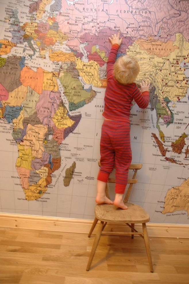 Карты в интерьере