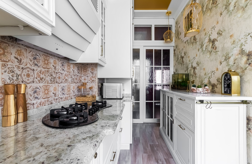 Маленькая кухня в классическом стиле