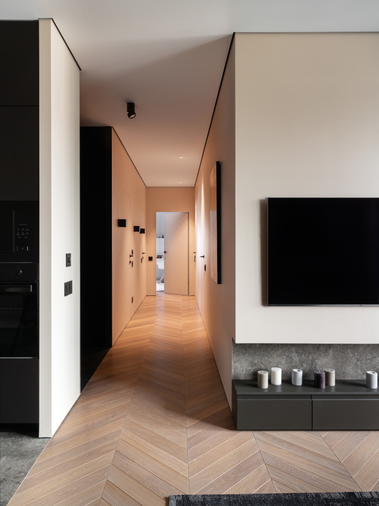 Свет в коридоре