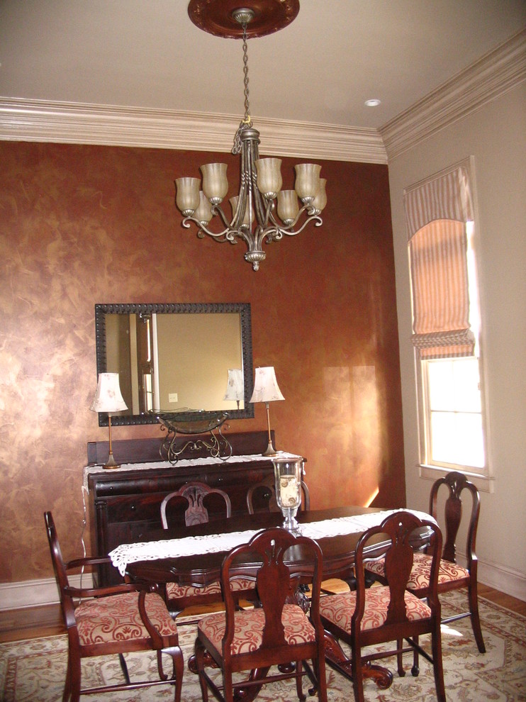 Photo of a transitional dining room in New Orleans.