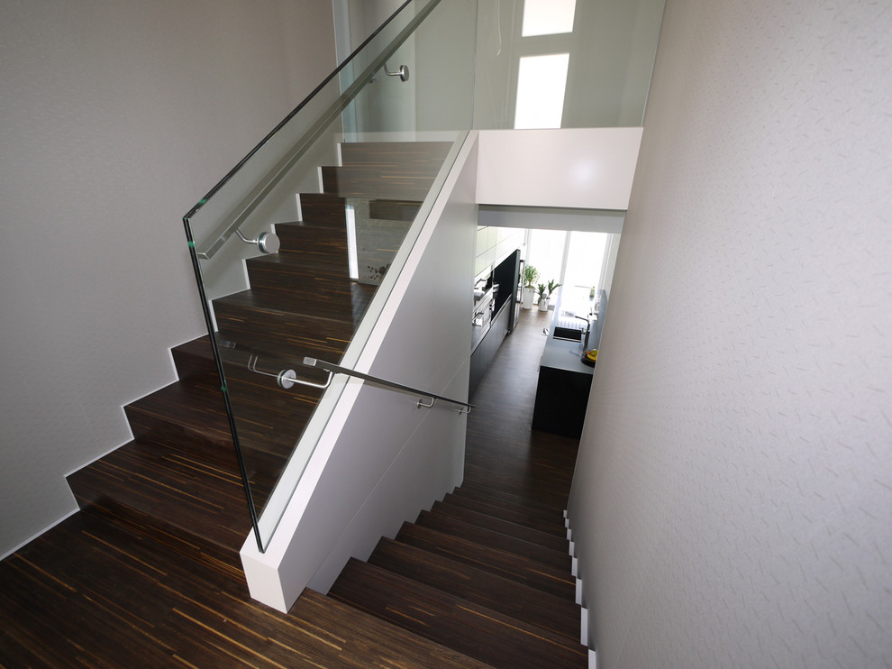 Moderne Treppe in Sonstige