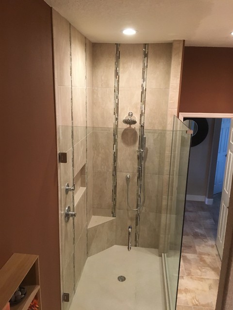Garrow Project modern-badezimmer