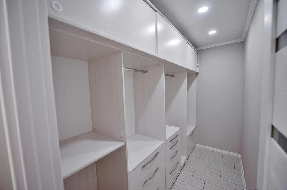 Прихожая и ванна