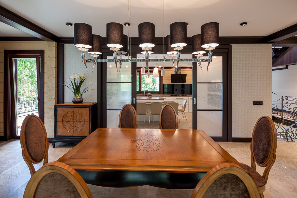 Интерьер трехэтажного загородного дома в Нижегородской области