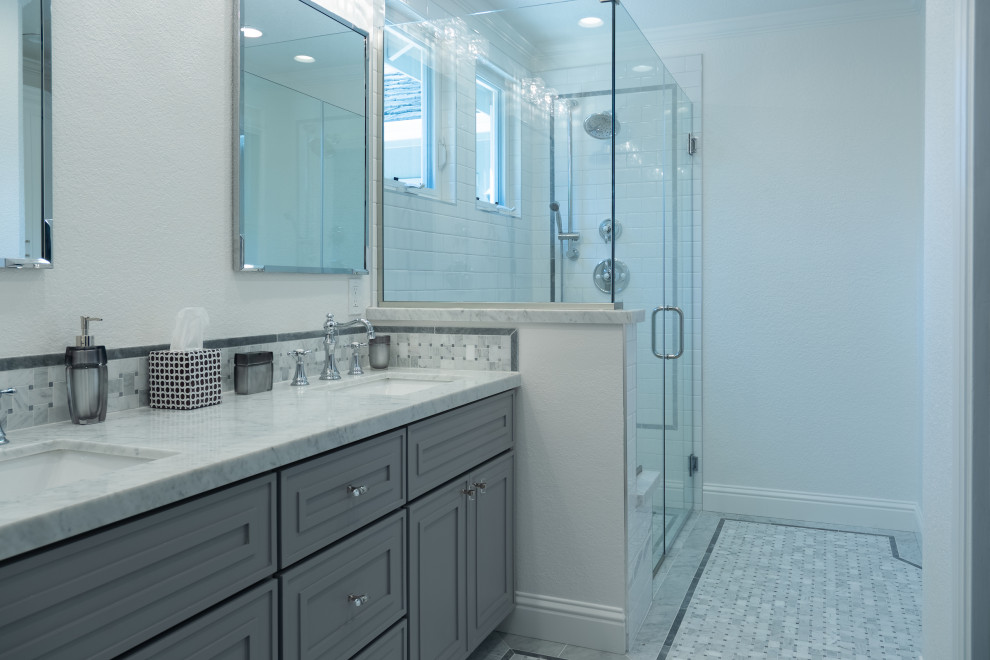 Piedras Circle- Master Bathroom