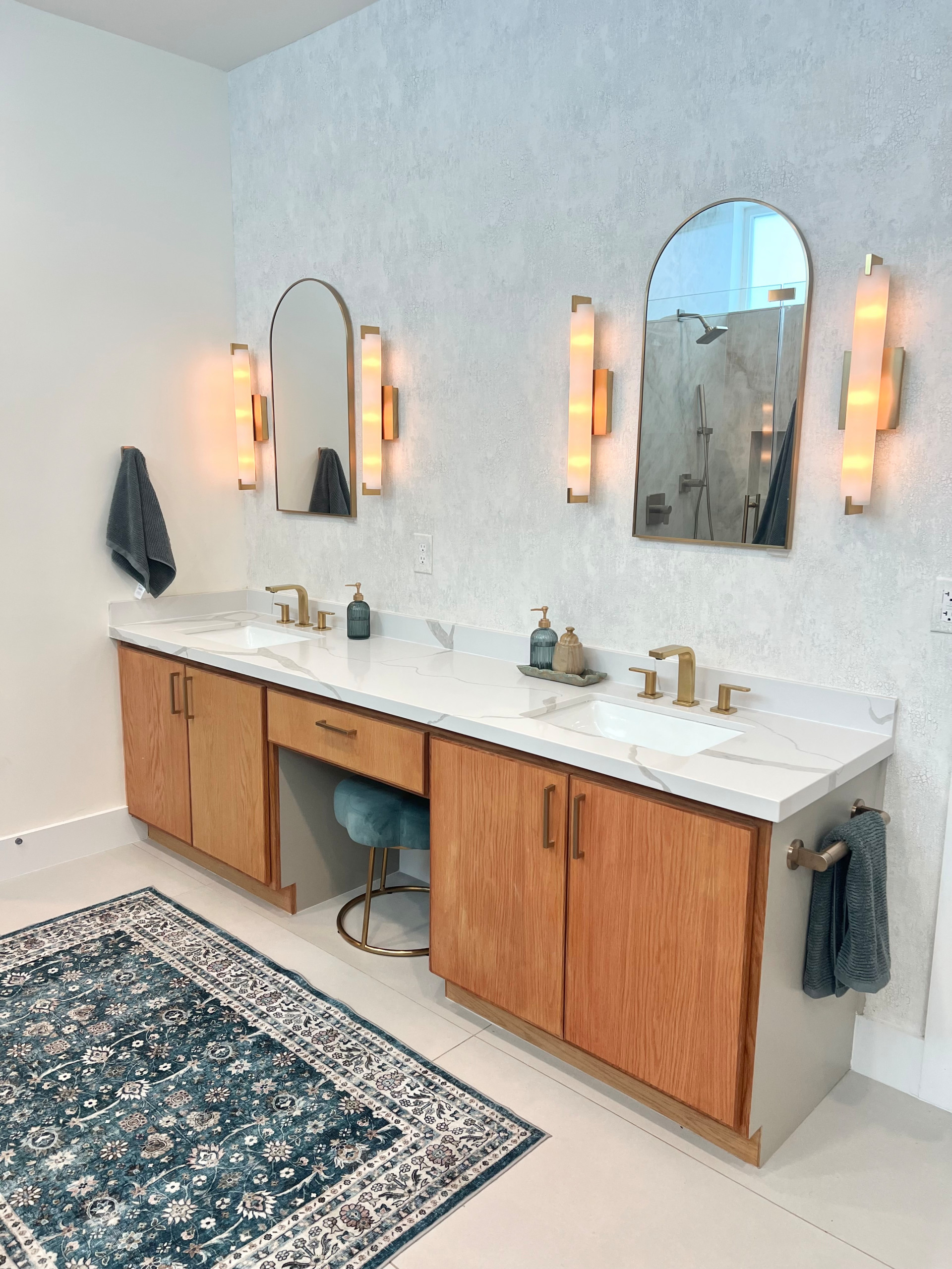 Museum District Primary Bath