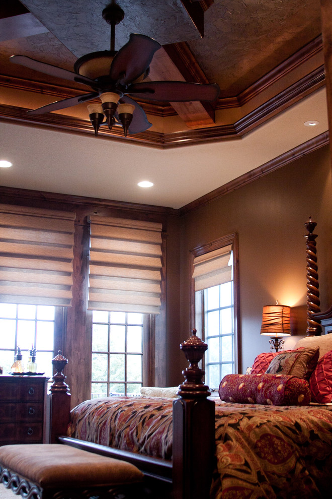 Photo of a traditional bedroom in Kansas City.