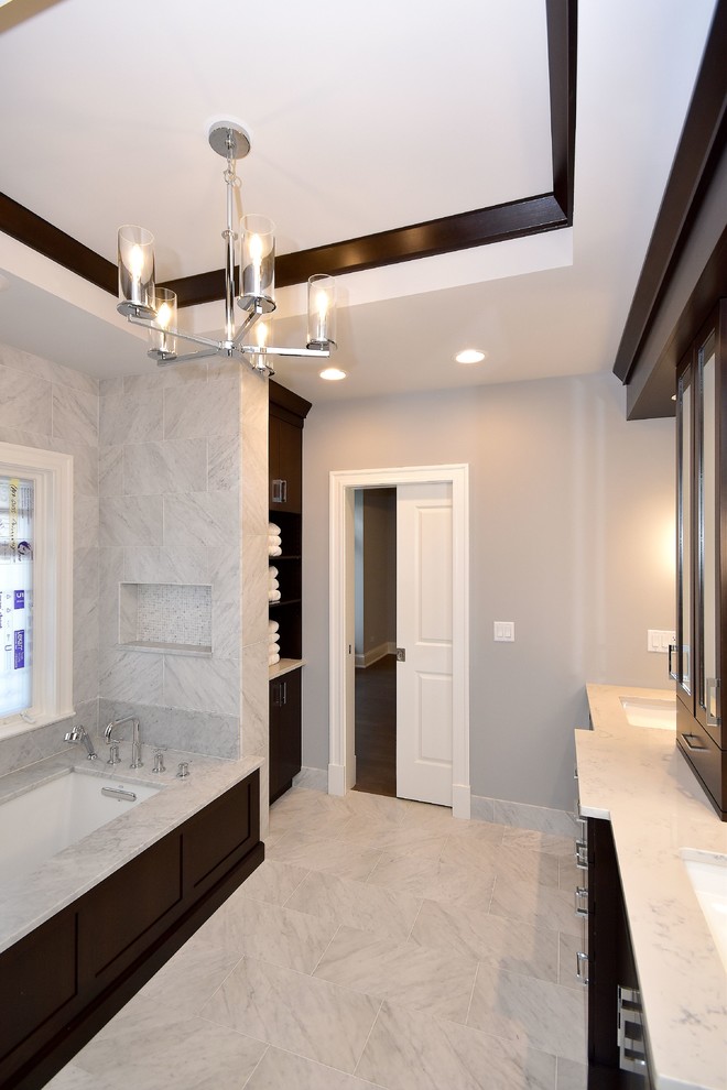 Home design - transitional home design idea in Chicago