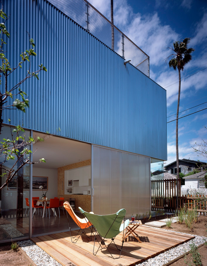 Design ideas for an industrial terrace in Los Angeles.