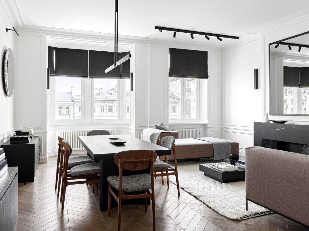 Скрытый телевизор над камином