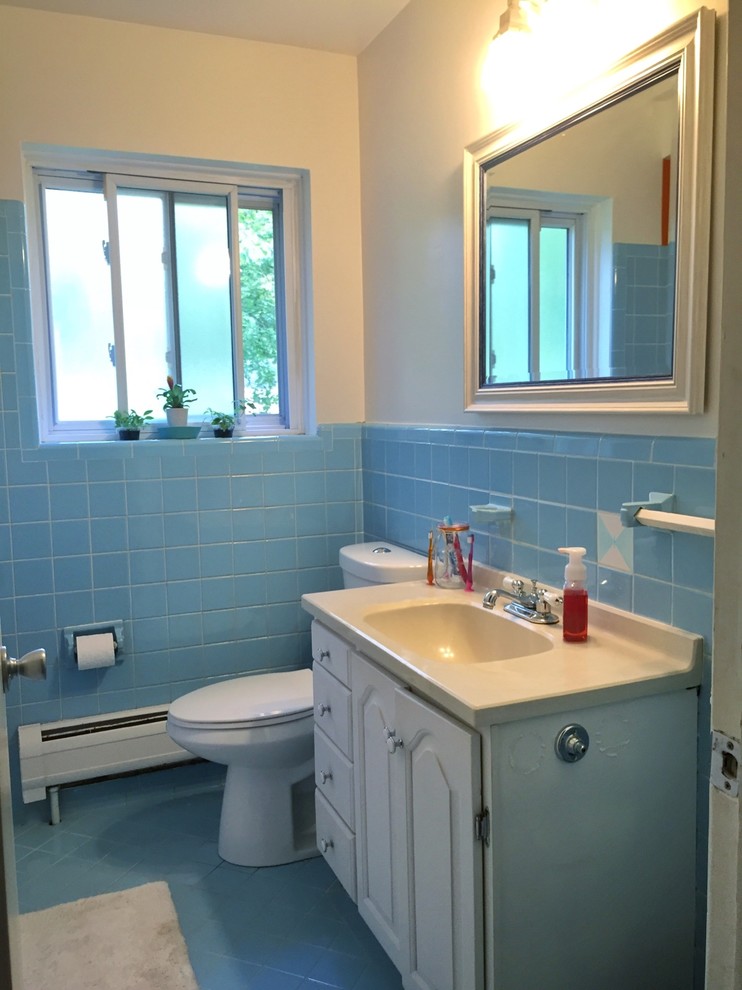 Vintage blue tile in bathroom...what color to paint walls?!