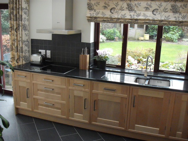MAPLE KITCHEN-SHEFFIELD craftsman-kitchen
