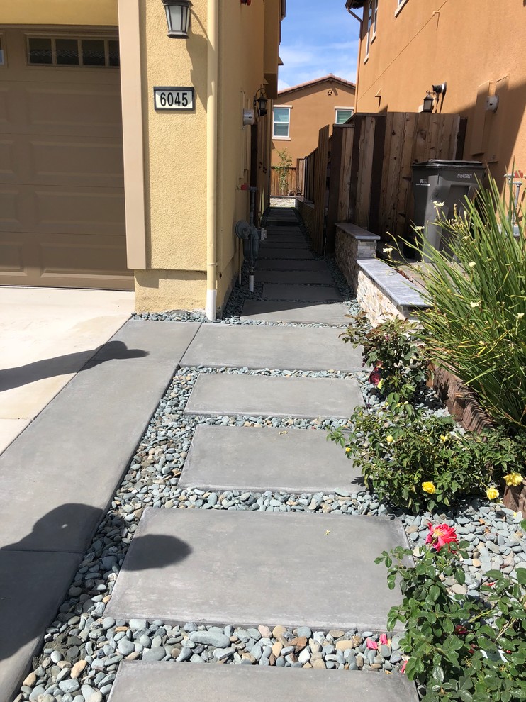 DSTscaping