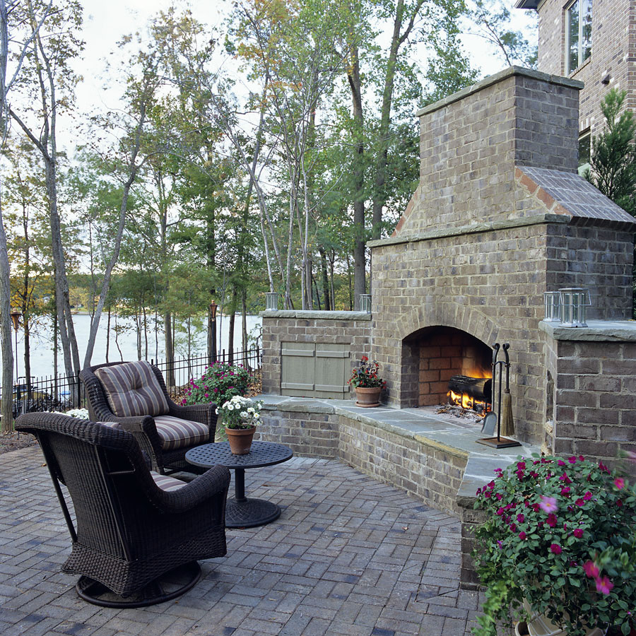 This is an example of a traditional patio in Charlotte.