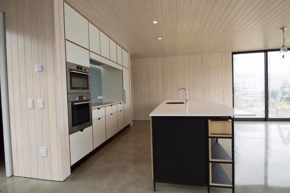 Inspiration for a modern kitchen in Christchurch.