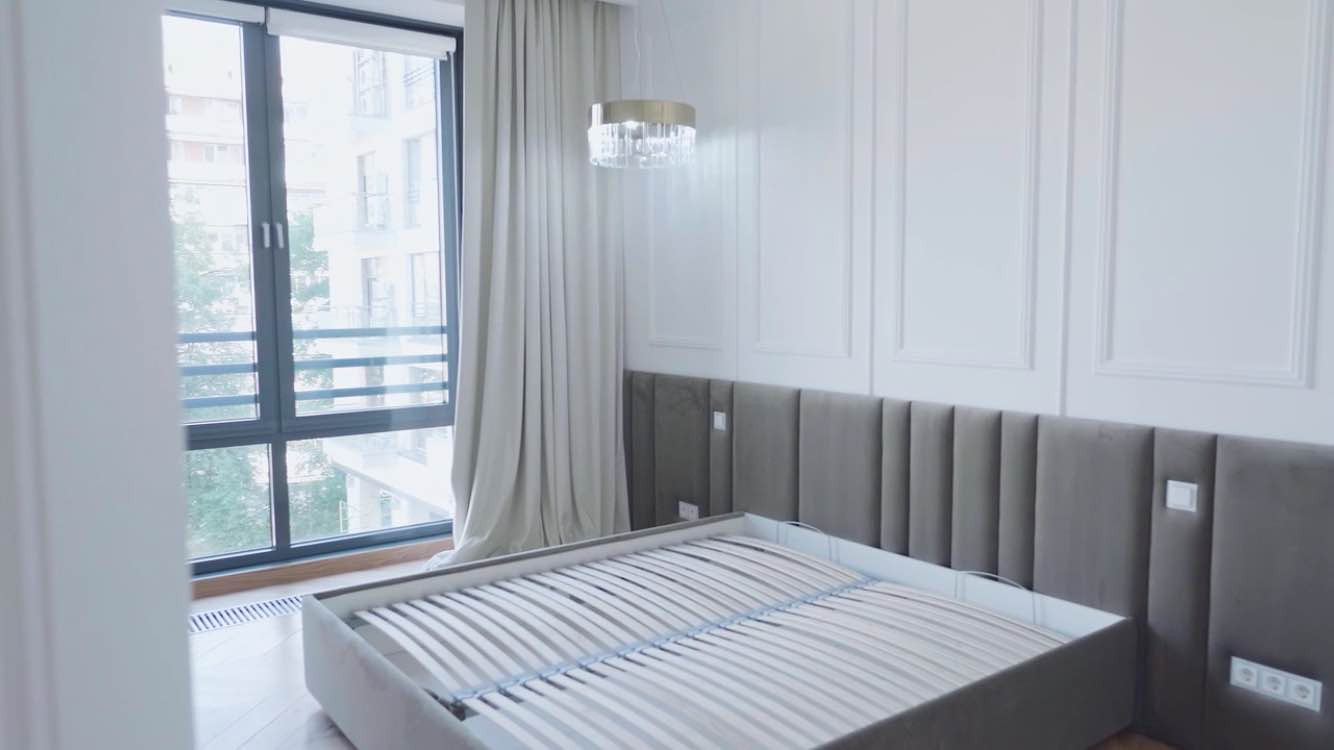 "Вспомним о балах"