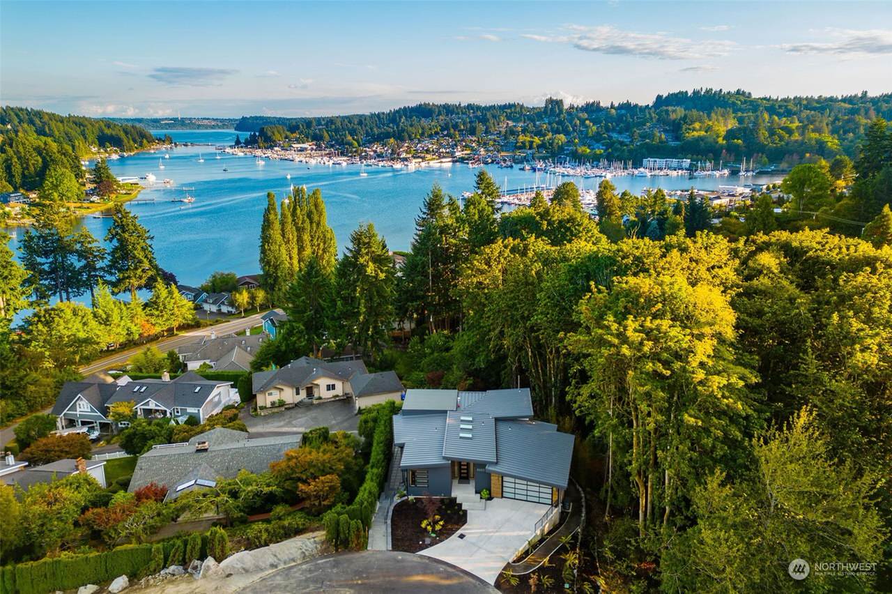 Inspiration for a modern exterior home remodel in Seattle