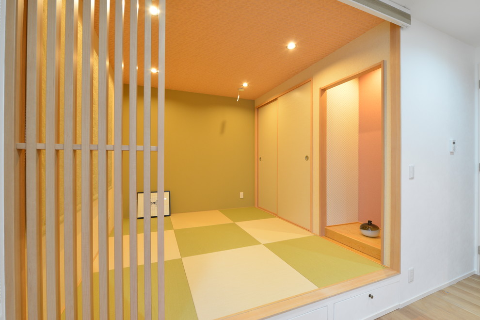 横浜にある和風のおしゃれなファミリールームの写真