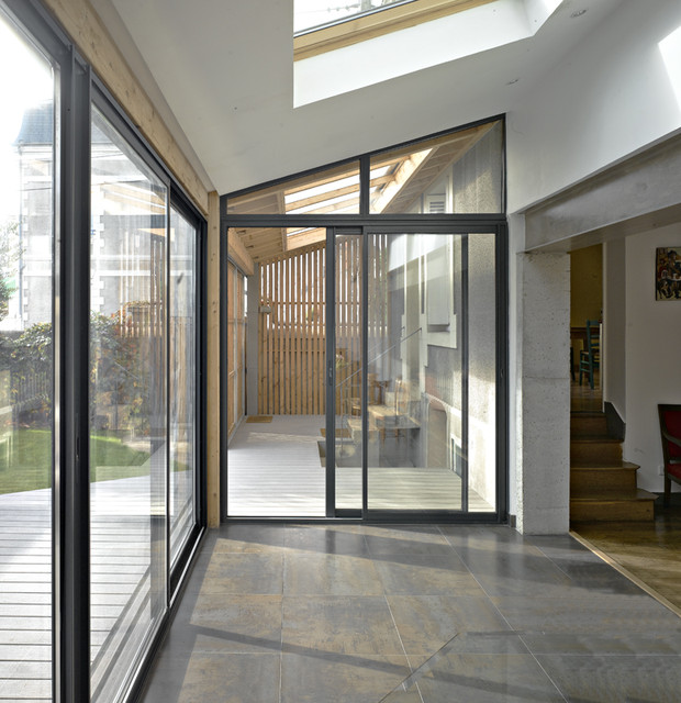 Maison C contemporary-deck