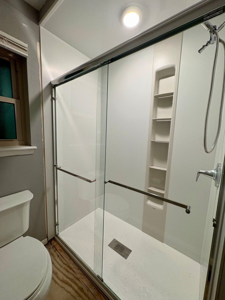 Kohler LuxStone Shower Left side in Benton