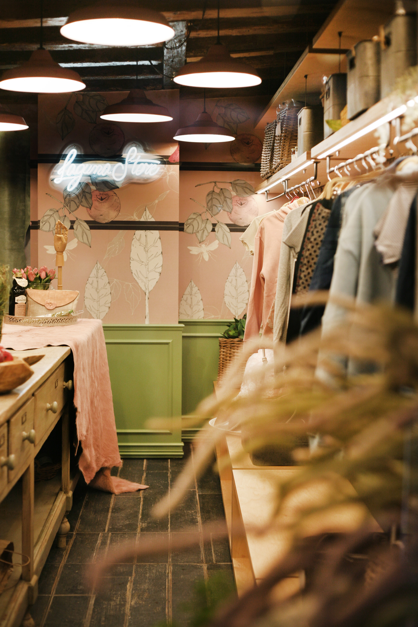 Laguna Store