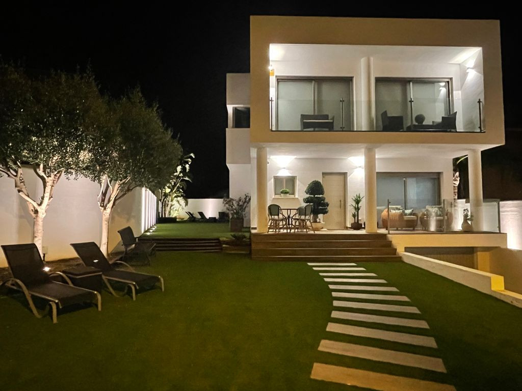 Diseño de Exterior e Iluminación