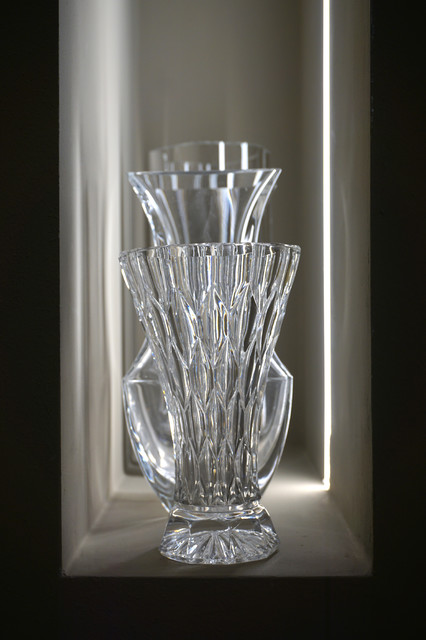 Riflessi di luce con strip led contemporary-living-room