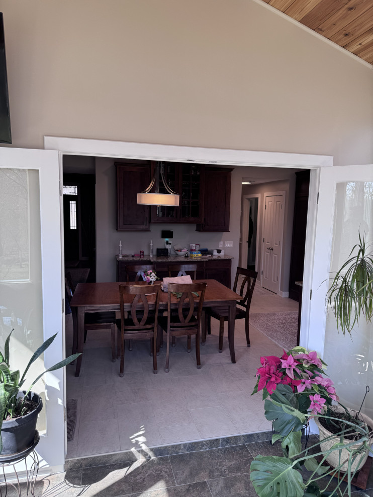 Covington Estates 4 Seasons Room