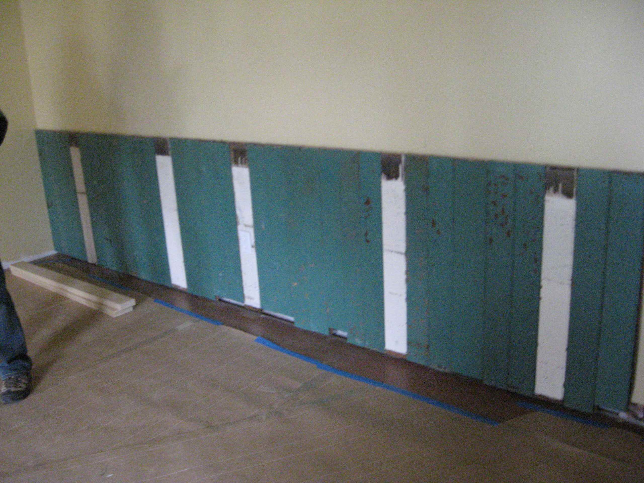 Original living room dado.