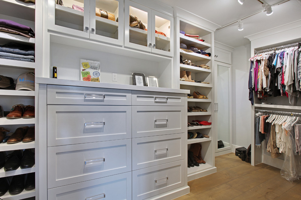 Inspiration for an eclectic closet remodel in Orange County