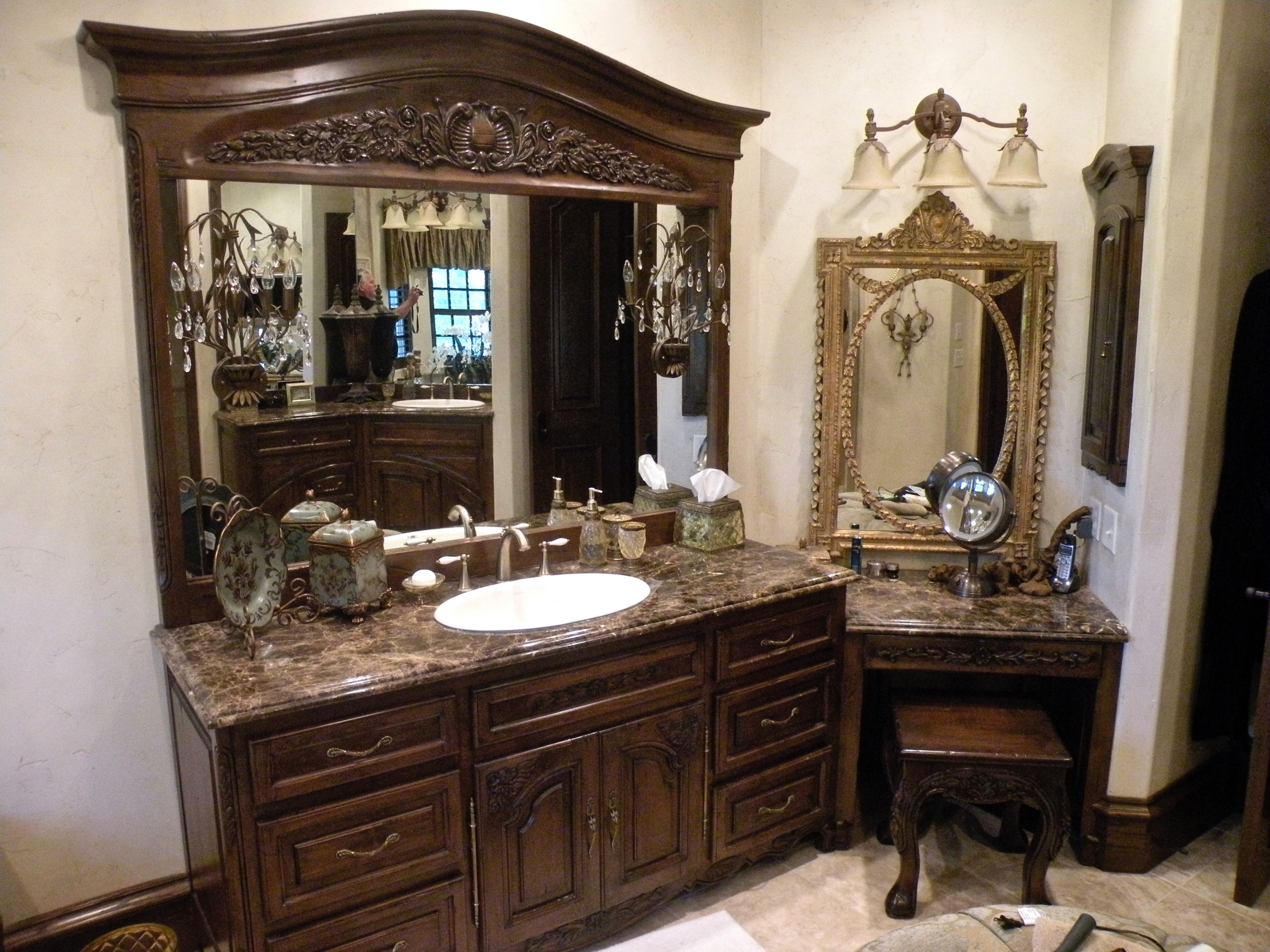 Chateau Vanities